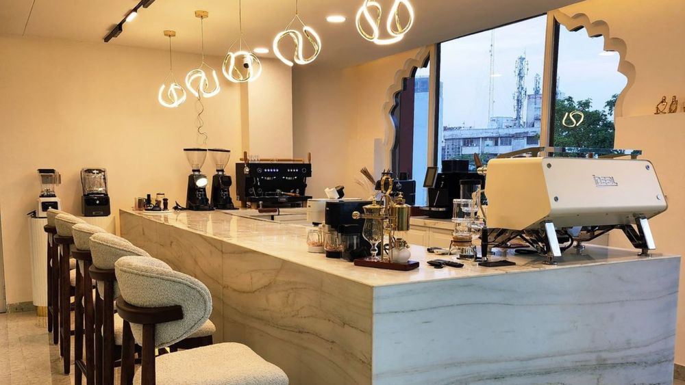 Best Commercial Coffee Machines for Cafés, Bakeries & Offices in 2026