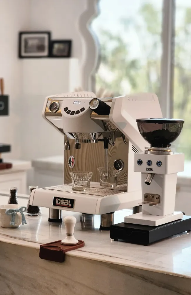 Best Espresso Machine for Startups and Small Cafes