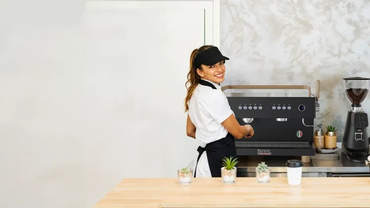 Get a Free Demo in Delhi to Choose the Best Coffee Machine for Your Cafe